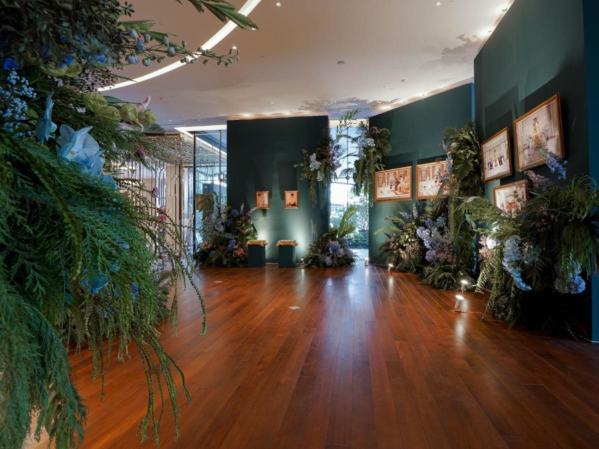 Chatrium Grand Bangkok Exteriör bild Interior of the museum