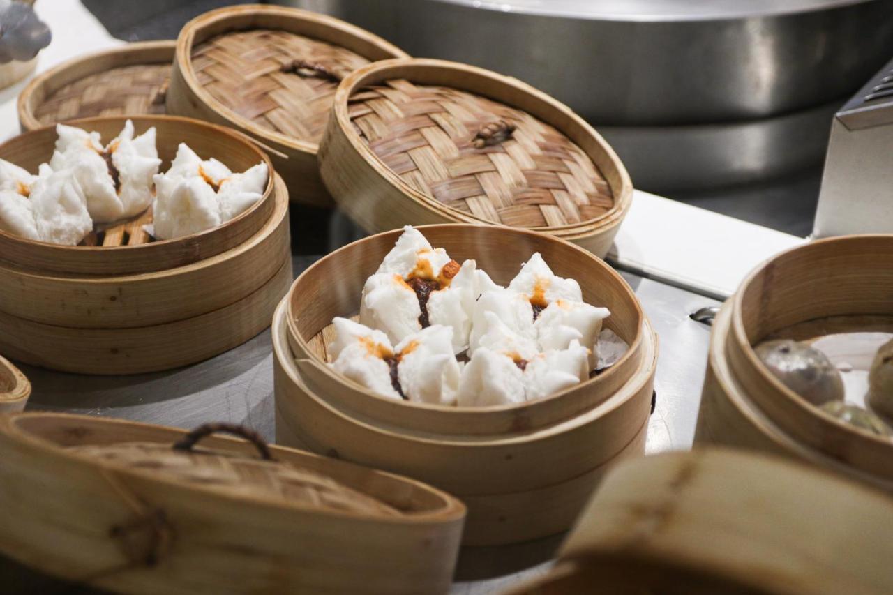 Chatrium Grand Bangkok Exteriör bild Steamed buns