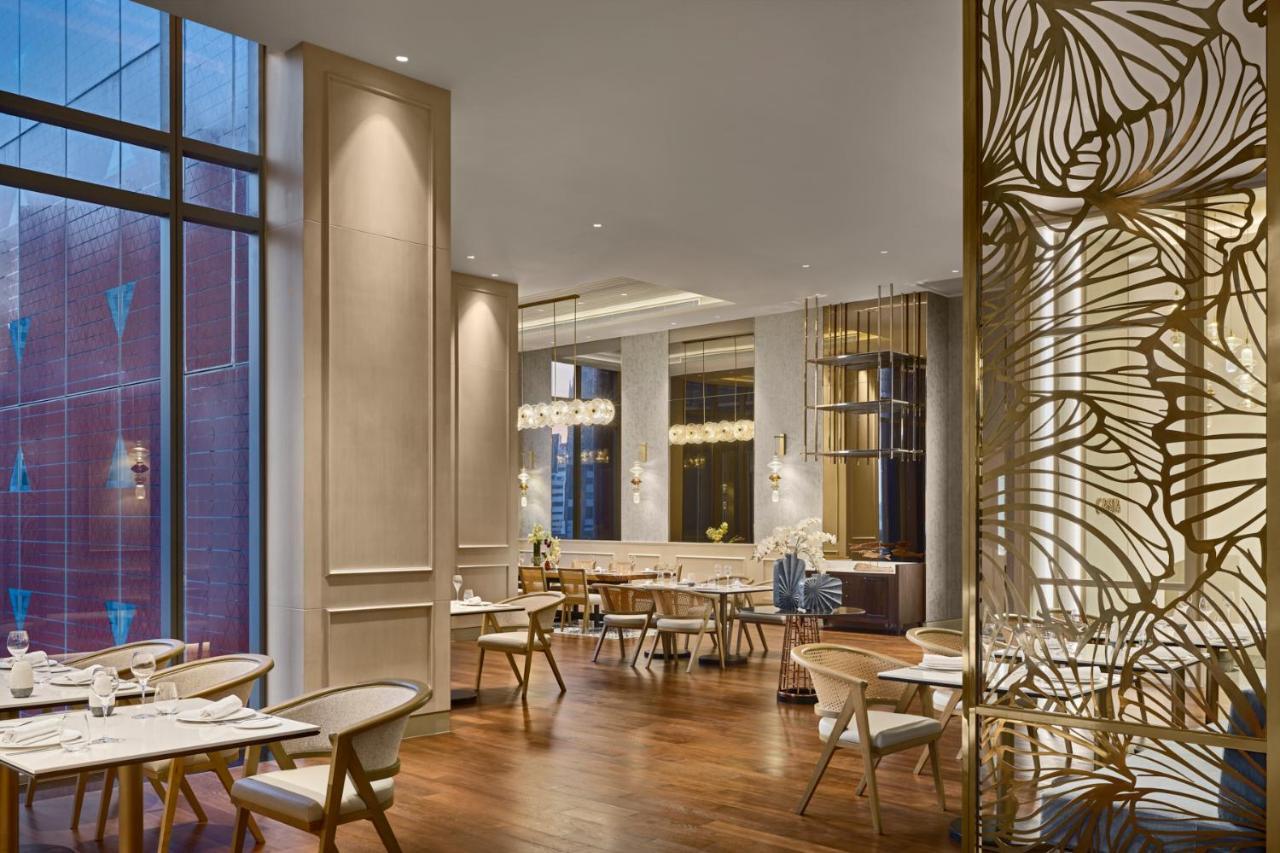 Chatrium Grand Bangkok Exteriör bild The restaurant